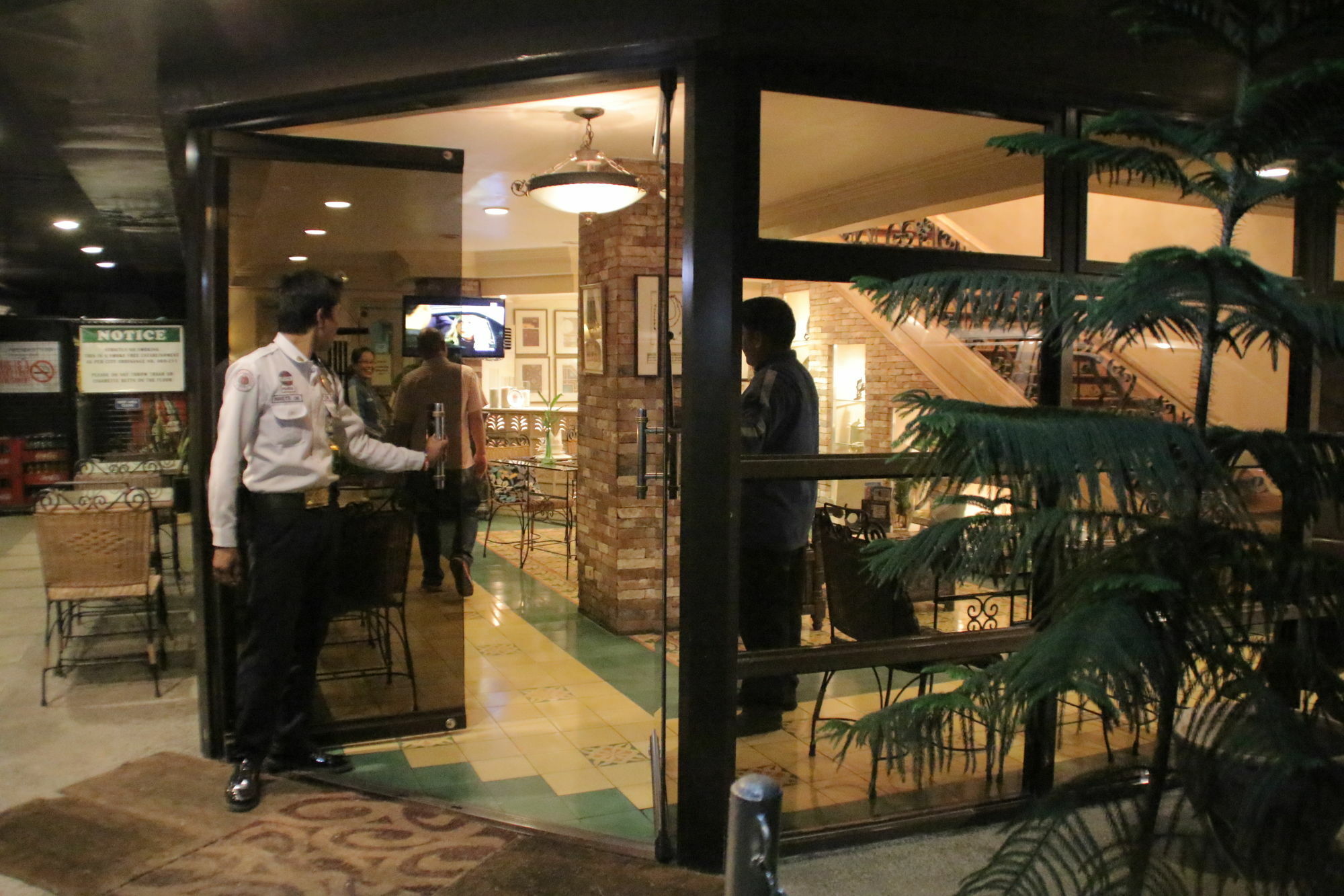 Roxas President'S Inn Ngoại thất bức ảnh